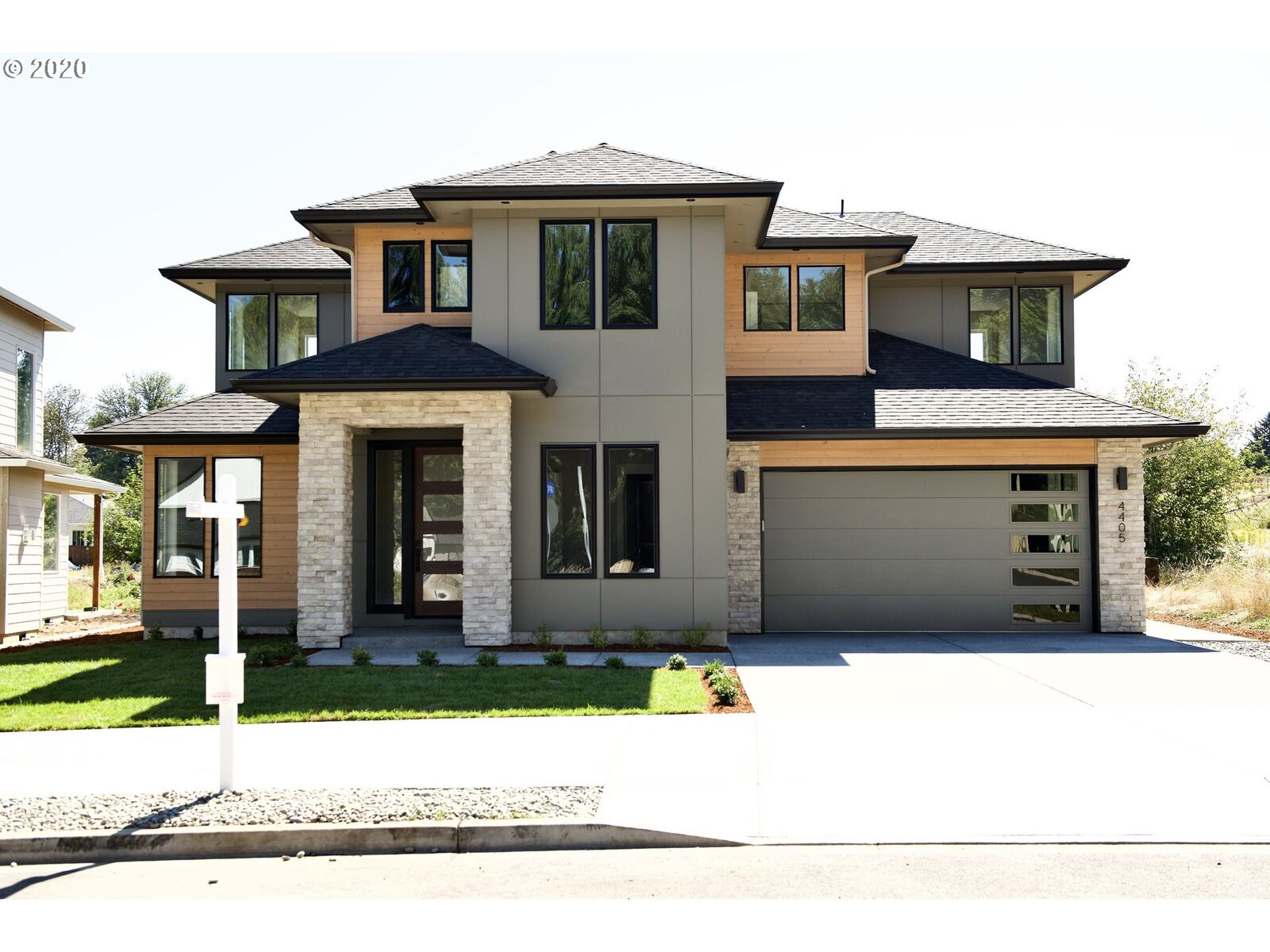 Property Photo:  4405 SE 17th Ave  WA 98606 
