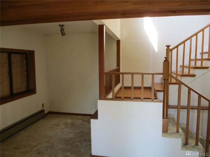 House for sale in Seattle 10415 8th Ave S, Seattle, WA 98168