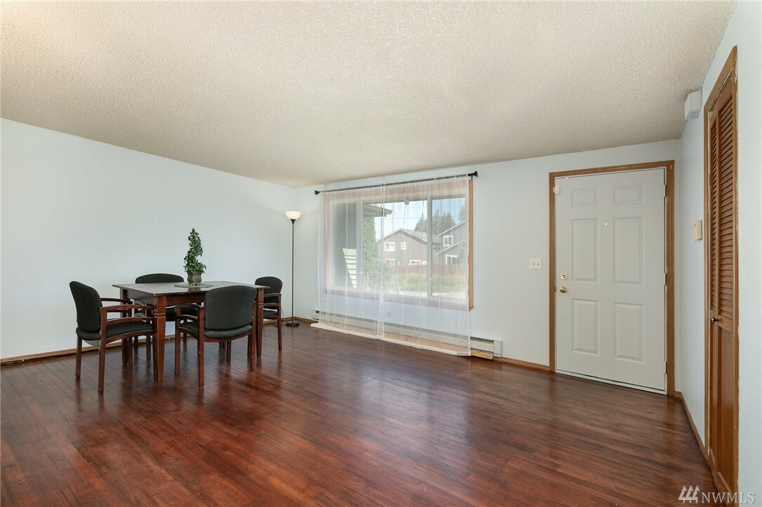 Property Photo:  7424 20th St SE  WA 98258 