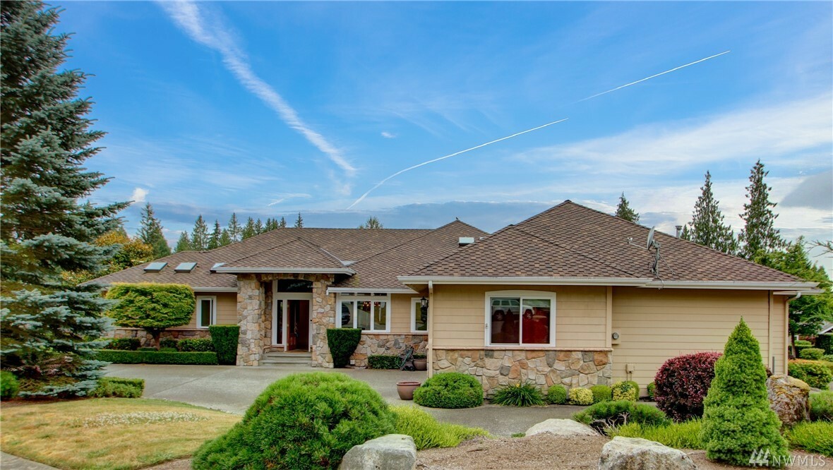 Property Photo:  18312 Hawksview Dr  WA 98223 