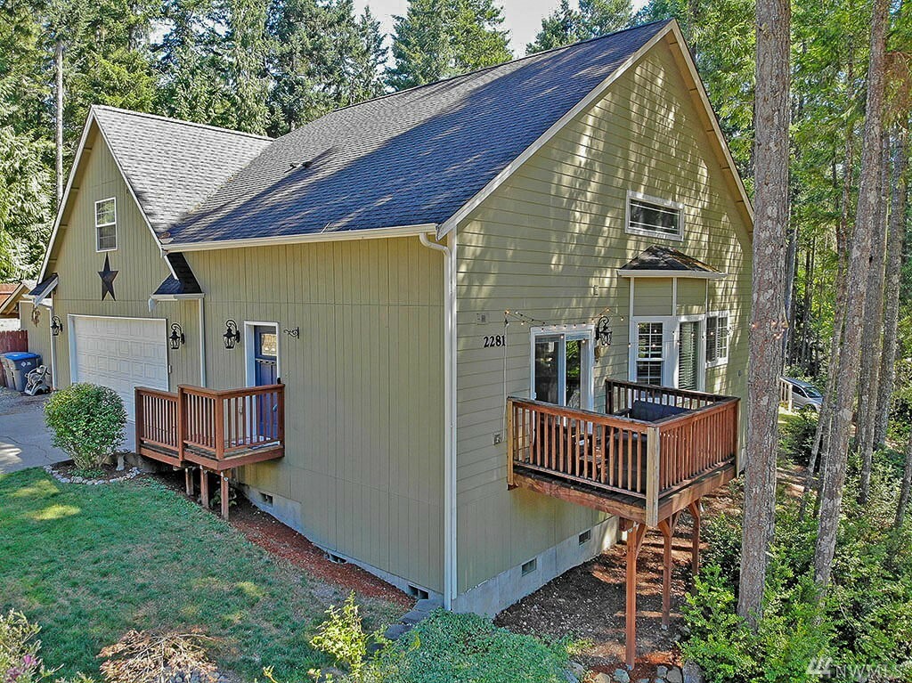 Property Photo:  2281 E St. Andrews Dr N  WA 98584 