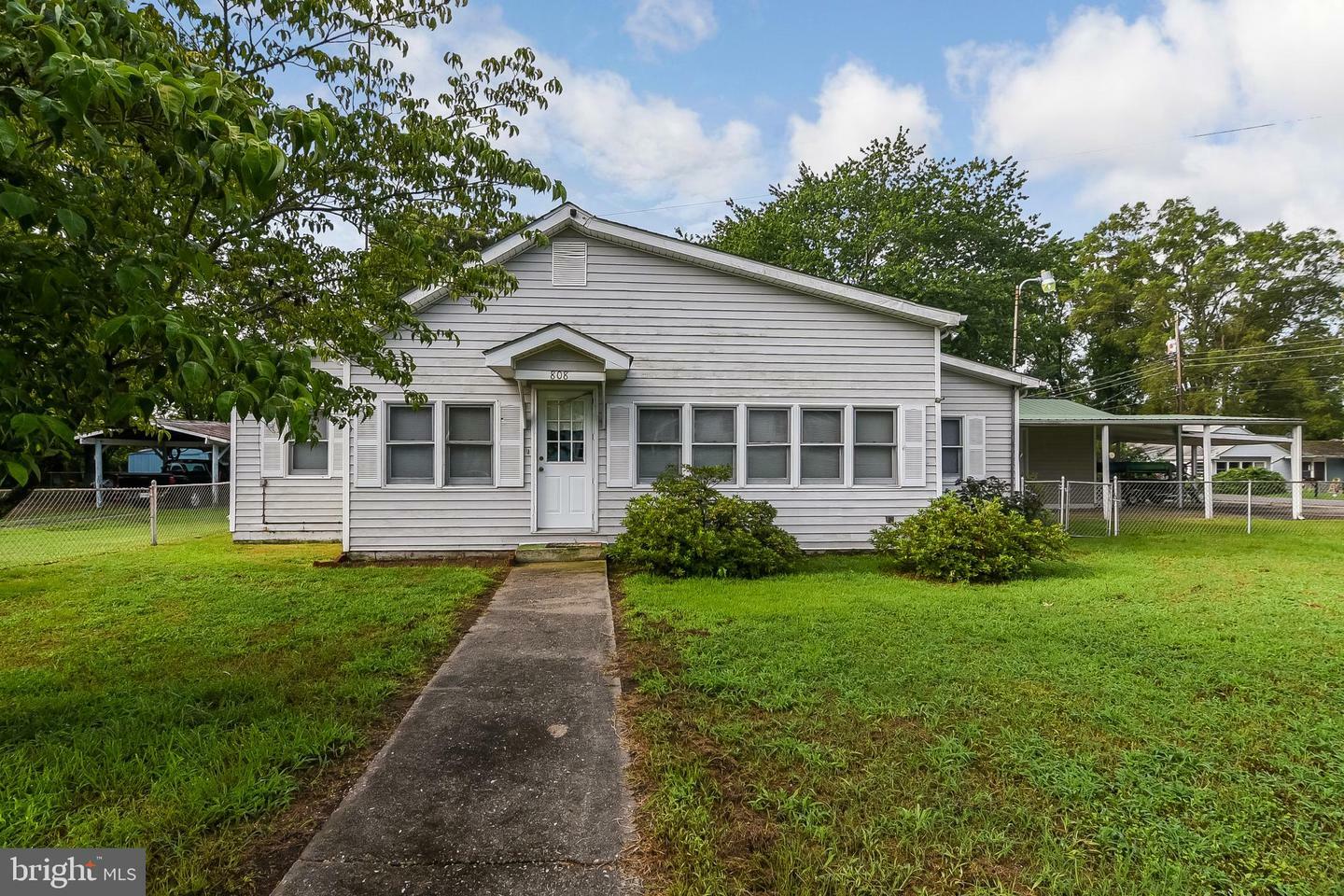 Property Photo:  808 Horton Street  VA 22443 