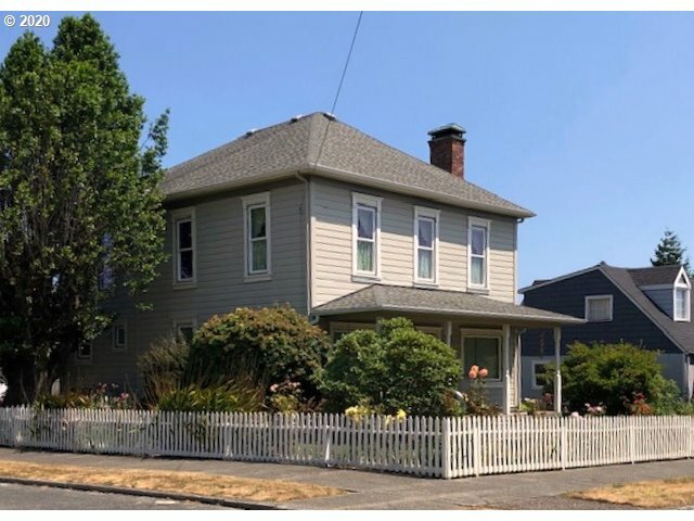 990 Ferguson St  Coos Bay OR 97420 photo