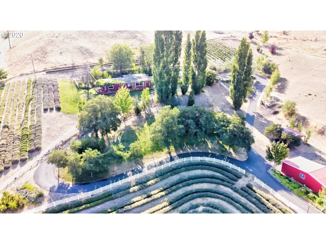 Property Photo:  1900 E 23rd  OR 97058 