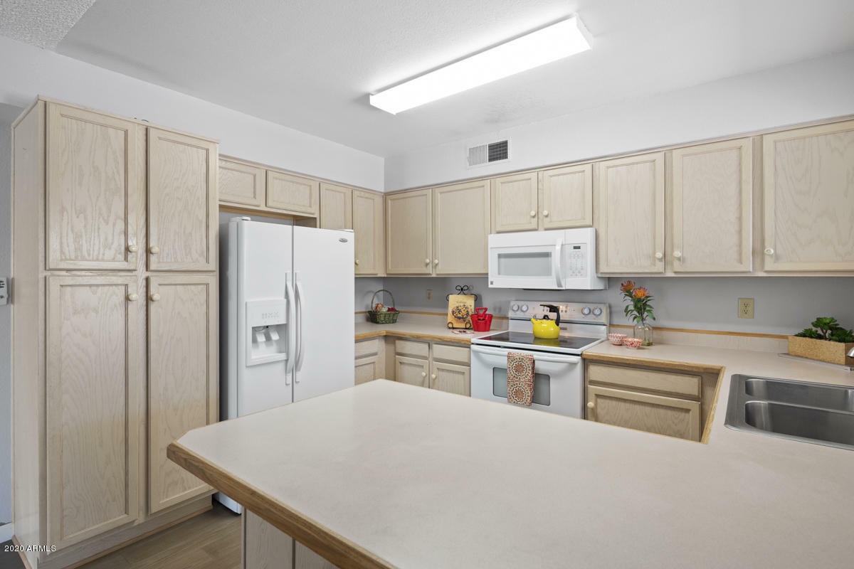 Property Photo:  8019 E Frito Drive  AZ 85208 
