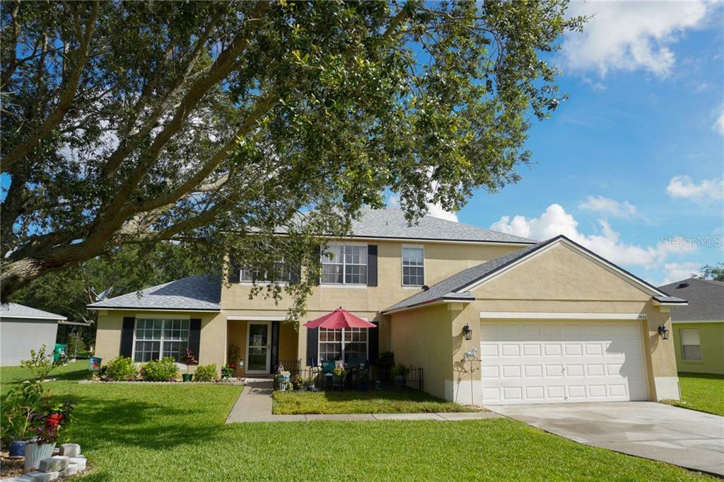 Property Photo:  1056 Woodson Hammock Circle  FL 34787 