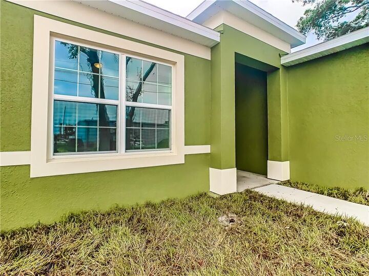 Property Photo: 5015 Santa Rosa Drive FL 32807