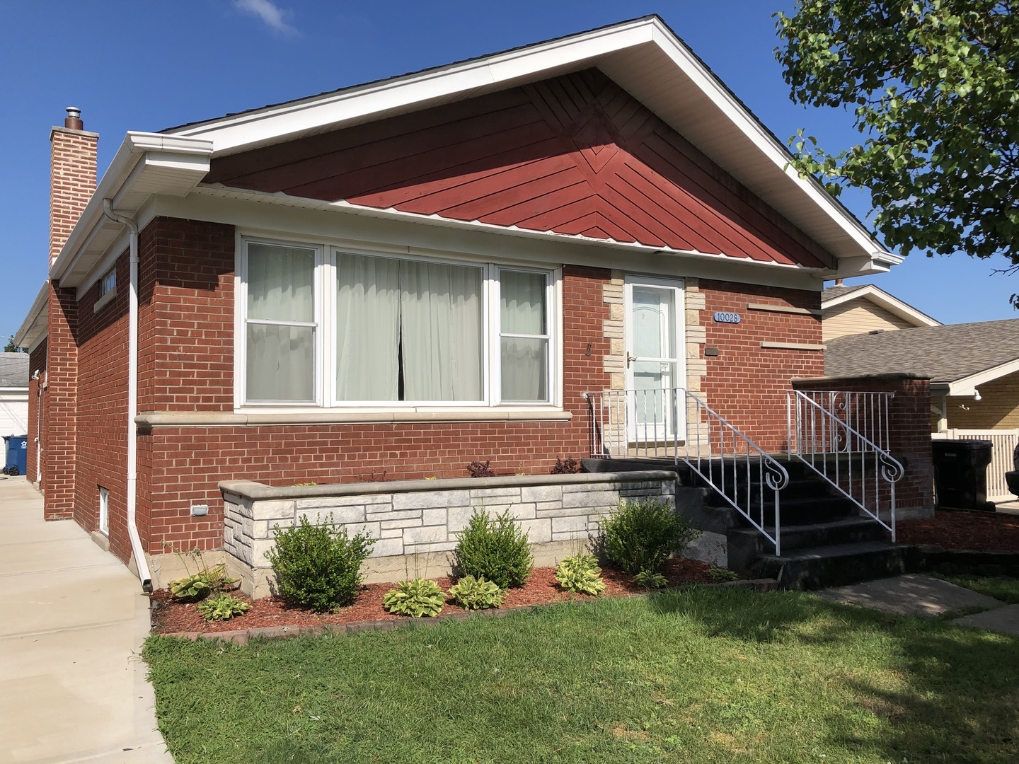 Property Photo:  10028 South Kostner Avenue  IL 60453 