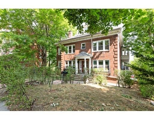 Property Photo:  102 Addington Rd 2  MA 02445