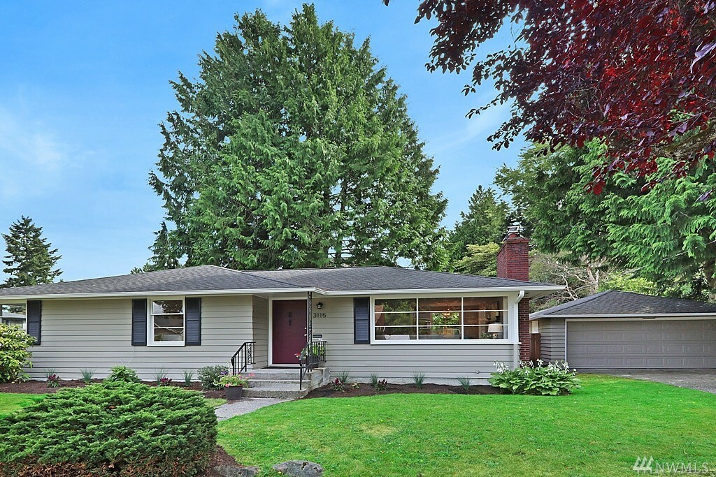 Property Photo:  3115 NE 80th St  WA 98115 