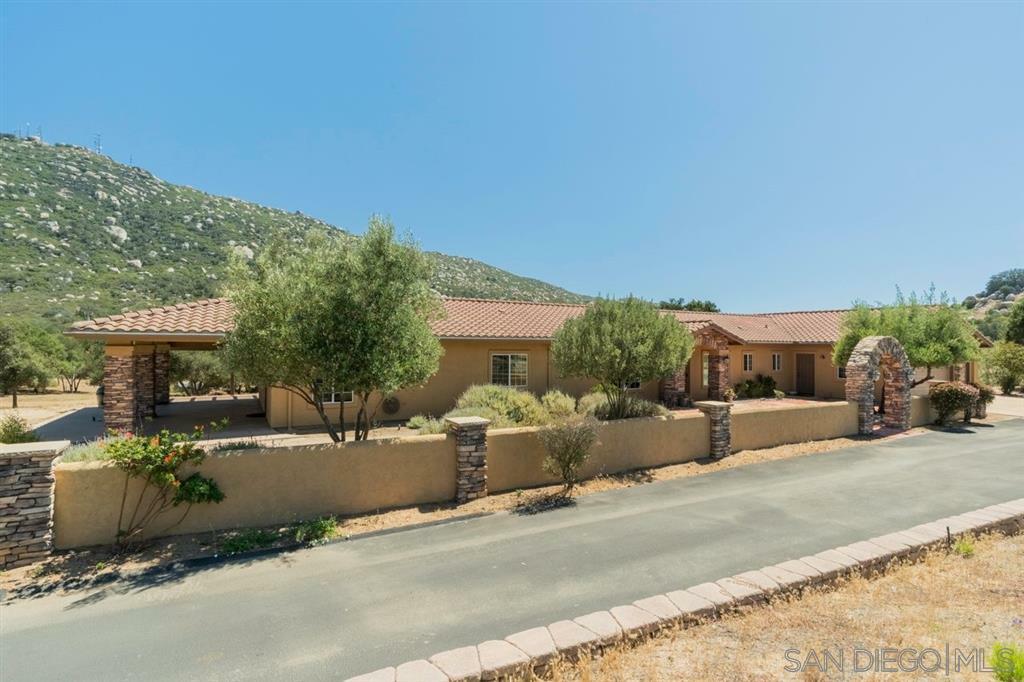 Property Photo:  16305 Salida Del Sol  CA 92065 