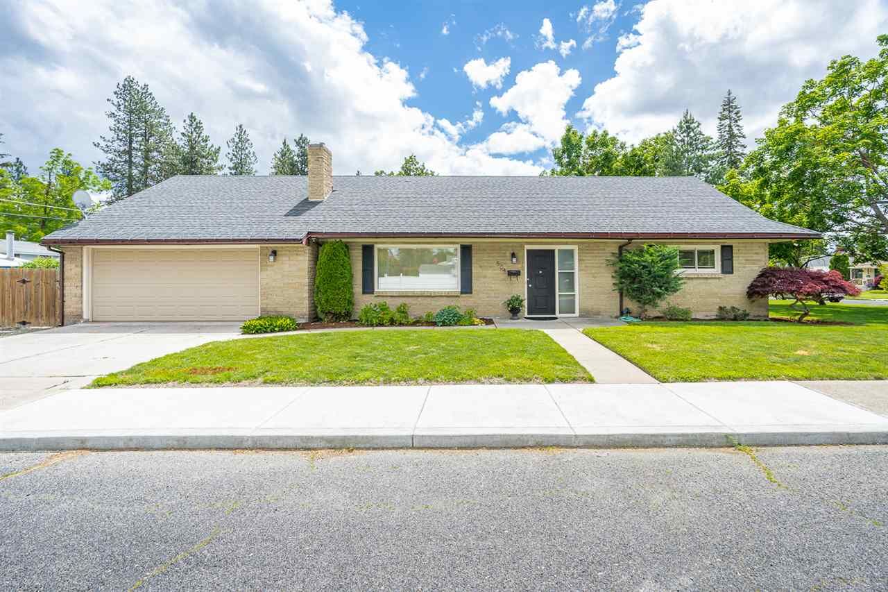 Property Photo:  504 E 41st Ave  WA 99203 