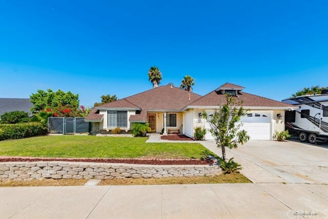 Property Photo:  4946 Gabrielieno Avenue  CA 92057 