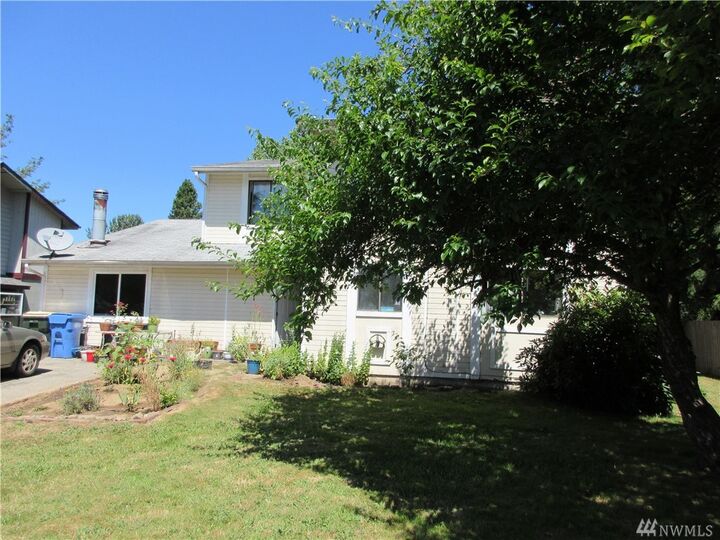 Property Photo: 2062 SW Cordoba Drive WA 98532