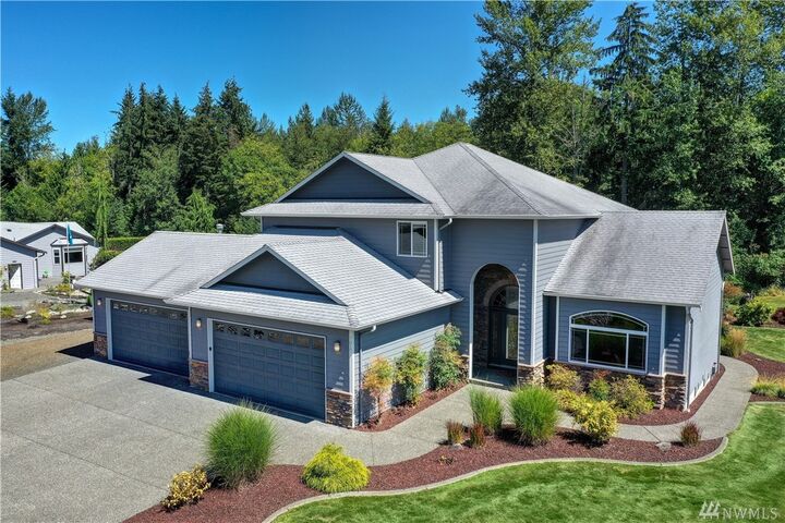 Property Photo:  7017  114th Avenue NE  WA 98258 