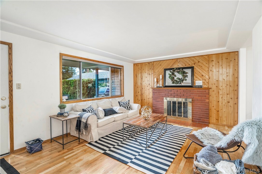 Property Photo: 1611 Wheeler St S WA 98444