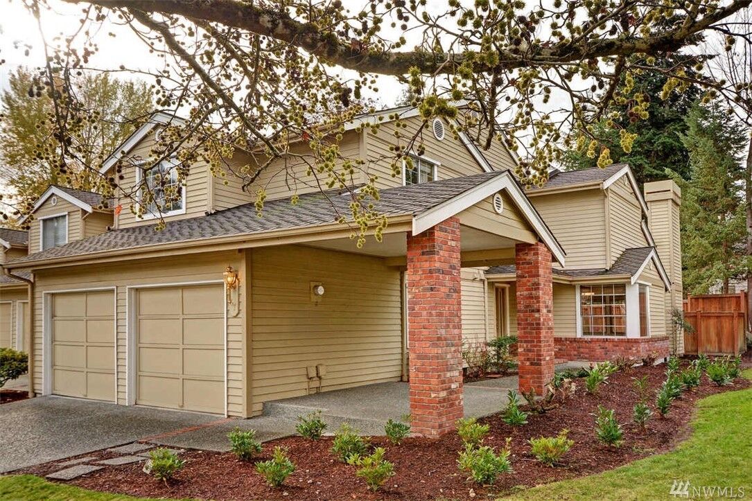 Property Photo: 67 145th Place SE WA 98007