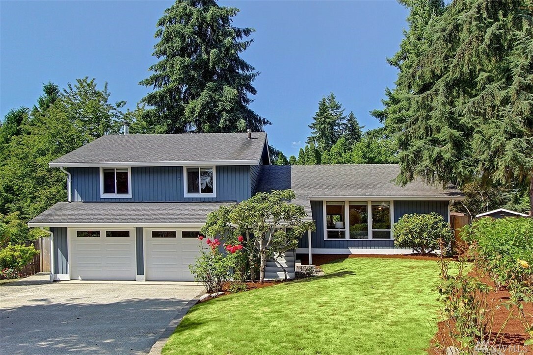 Property Photo:  15116 NE 67th Place  WA 98052 