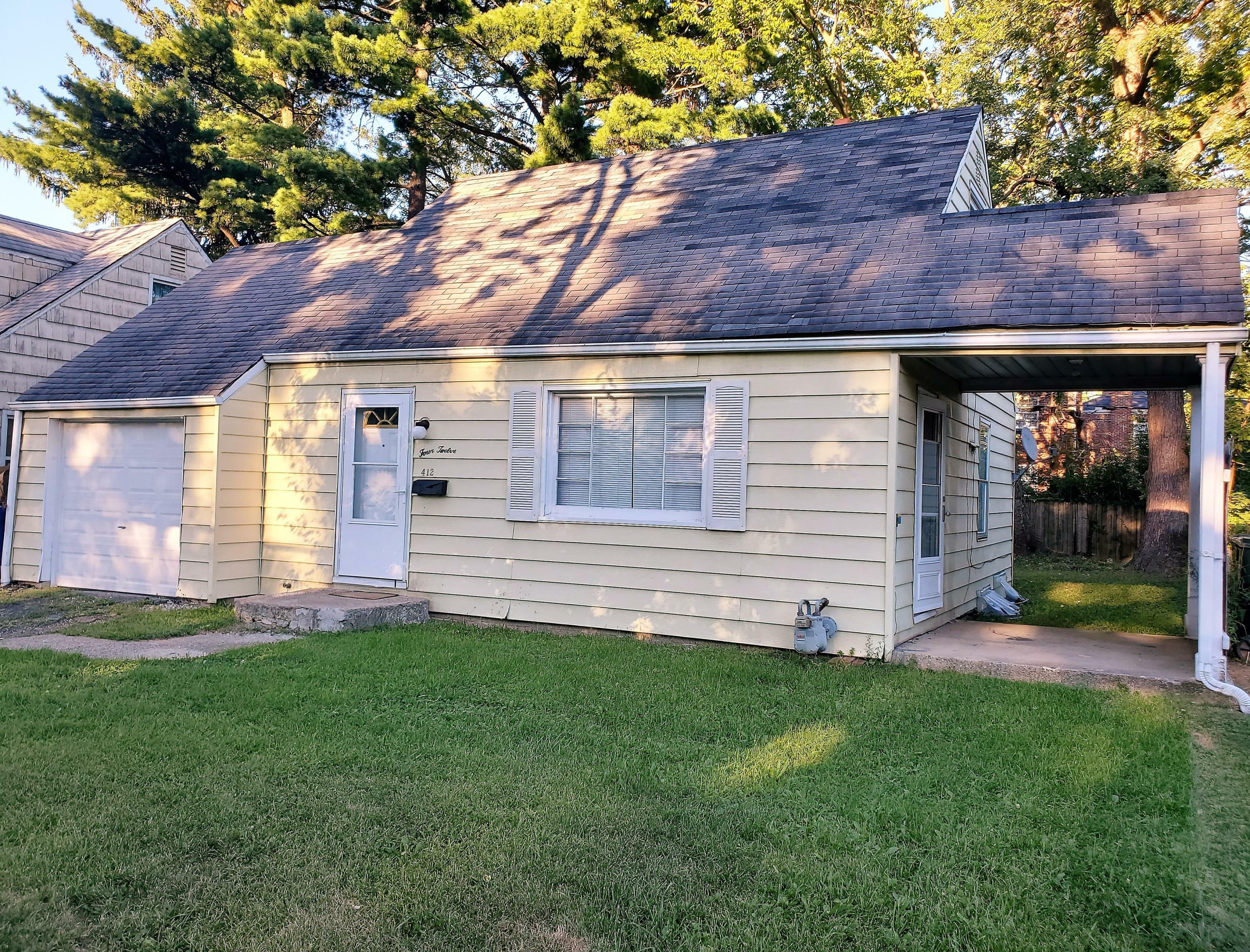 Property Photo:  412 S James Road  OH 43213 