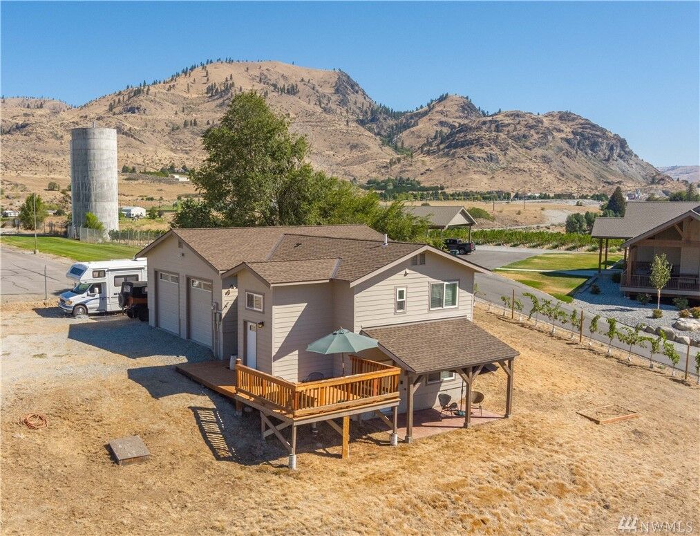 Property Photo: 550 S Clifford Street WA 98816