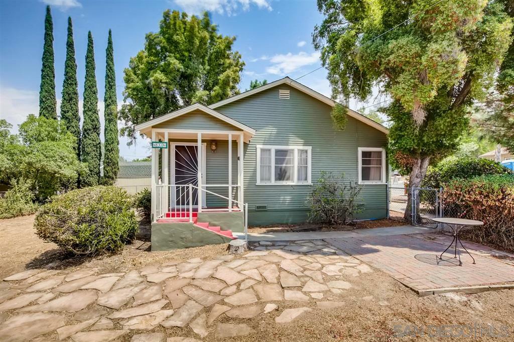 Property Photo:  830 7th St  CA 92065 