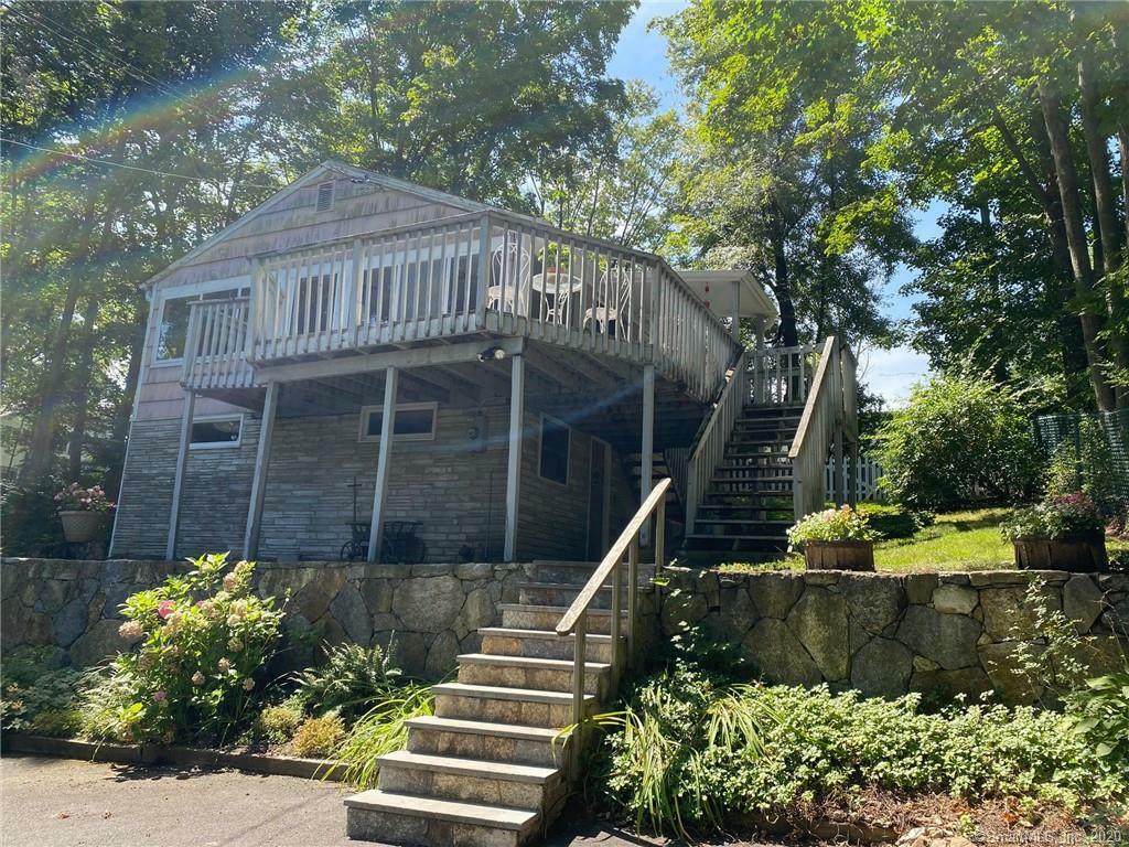 Property Photo: 316 Bennetts Farm Road CT 06877