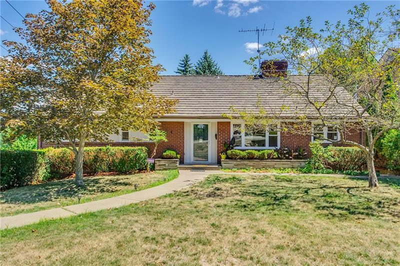 Property Photo: 1083 Firwood Drive PA 15243
