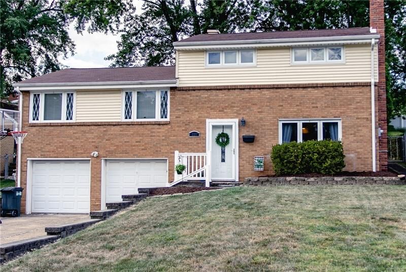 Property Photo:  13597 Ormsby Dr  PA 15642 