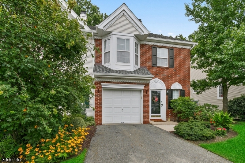 Property Photo:  72 Washington Ct  NJ 07082 