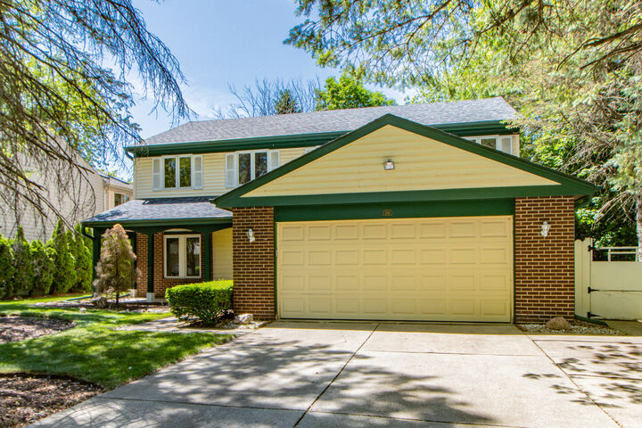 108 Midway Lane  Vernon Hills IL 60061 photo