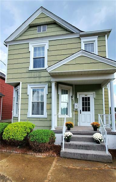 Property Photo:  512 Walnut St  PA 15681 