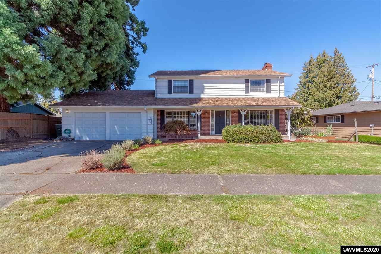 Property Photo: 1091 Ivy Wy NE OR 97303-3951