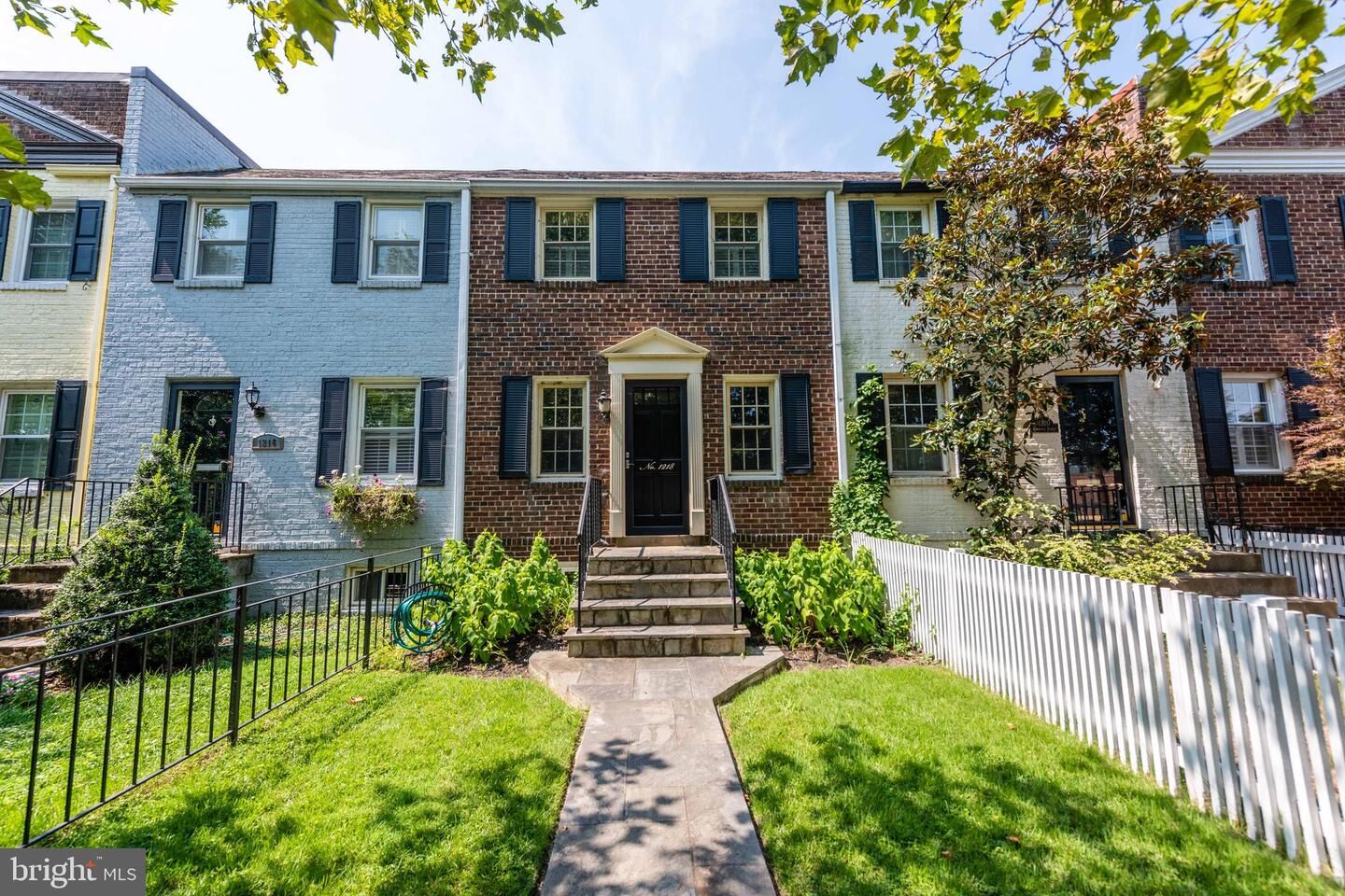 Property Photo:  1218 Powhatan Street  VA 22314 