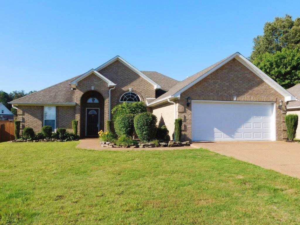 Property Photo:  30 Station Oak Drive  TN 38305 