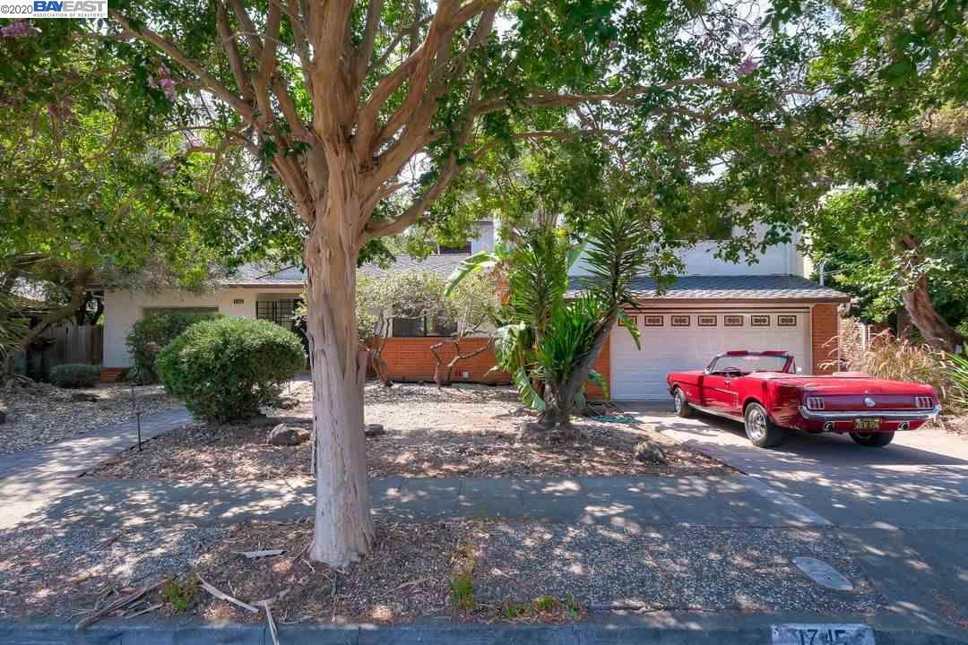 Property Photo: 1745 Dahill Ln CA 94541