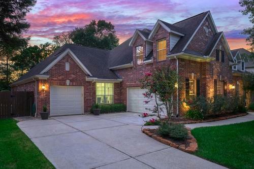 Property Photo: 30 Pawprint Place TX 77382