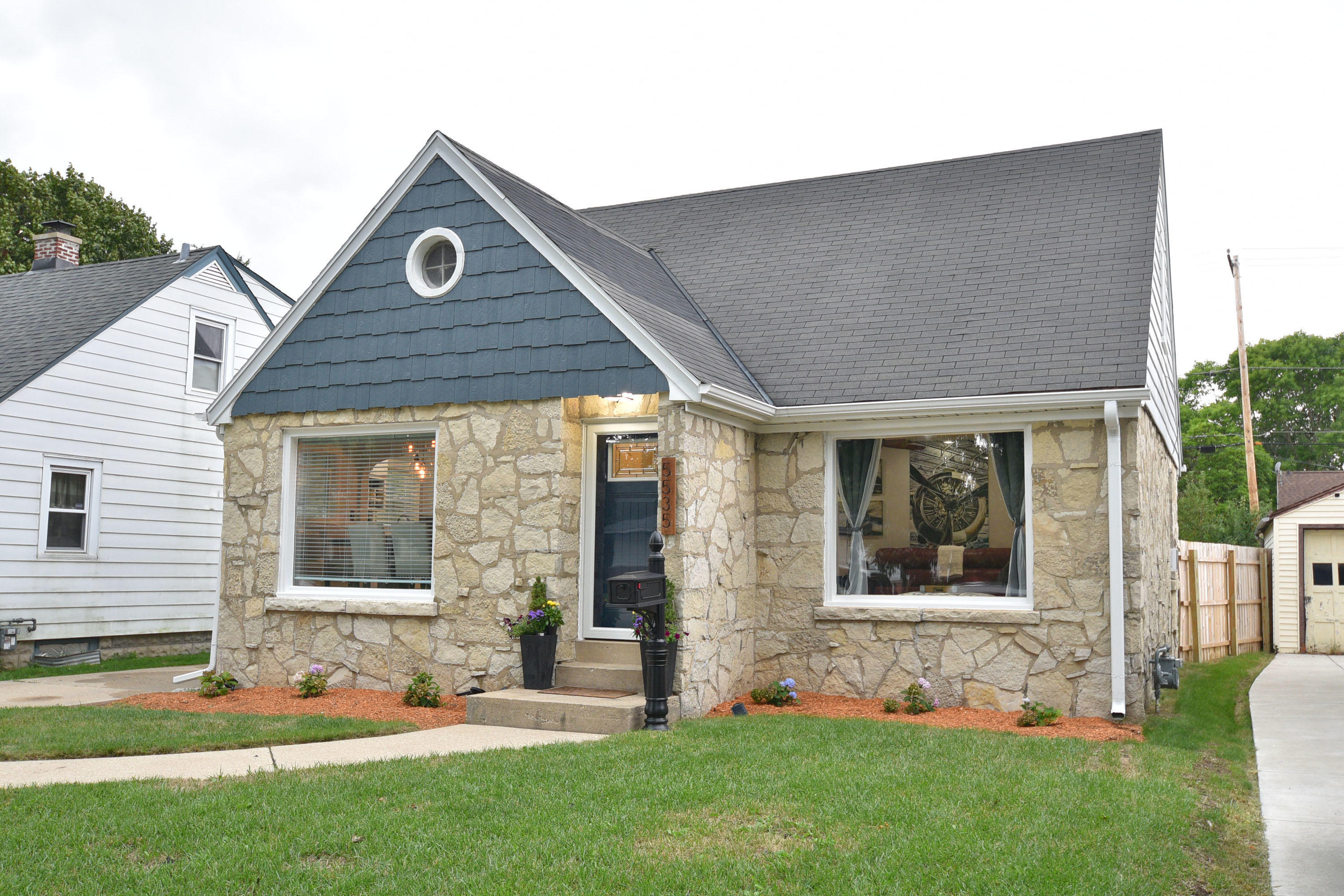 Property Photo: 5535 N 52nd St WI 53218