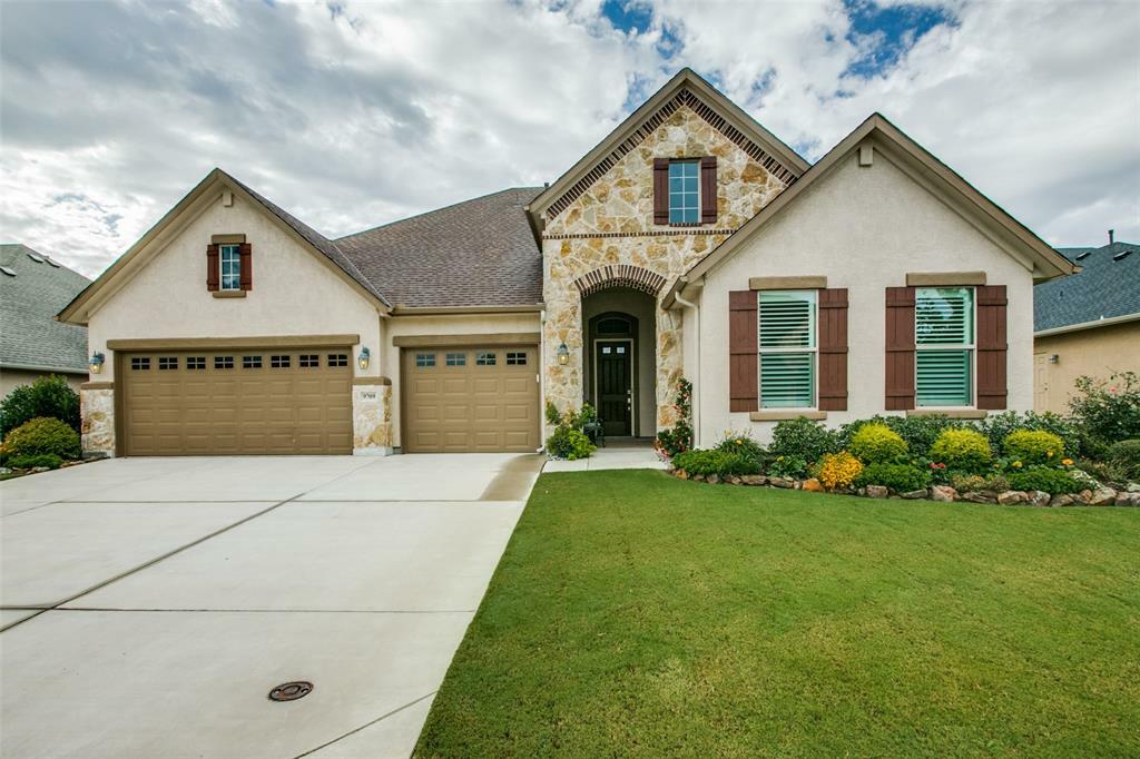 Property Photo: 9709 Stonewood Drive TX 76207