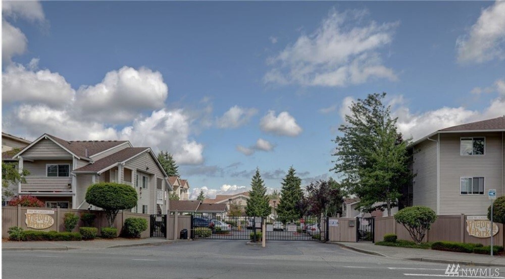 Property Photo: 1001 D204 W Casino Road WA 98204