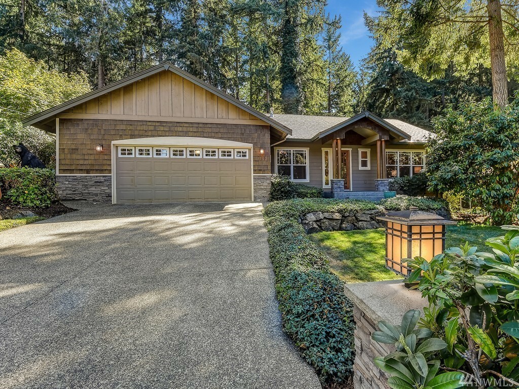 Property Photo:  119 SW 202nd St  WA 98166 