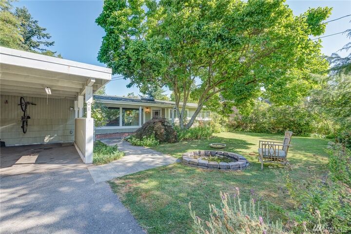 Property Photo: 9701 226th Place SW WA 98020