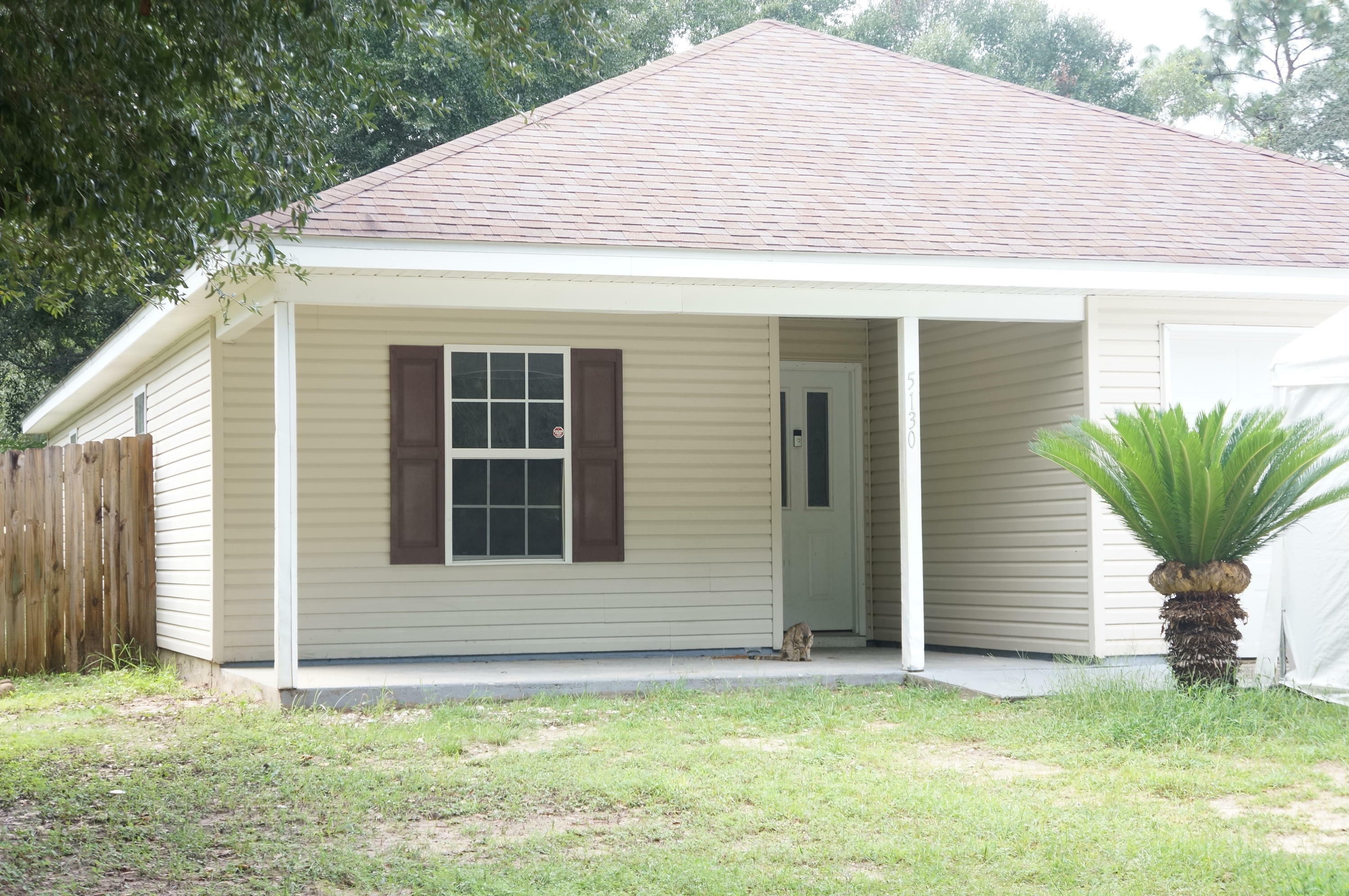 Property Photo:  5130 S Lake Drive  FL 32539 