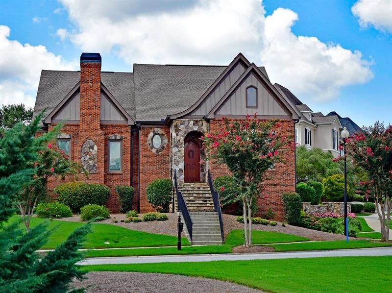 Property Photo: 5839 Chickasaw Lane GA 30517