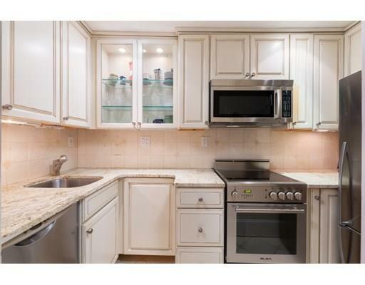 Property Photo:  313 Beacon St 13  MA 02116 