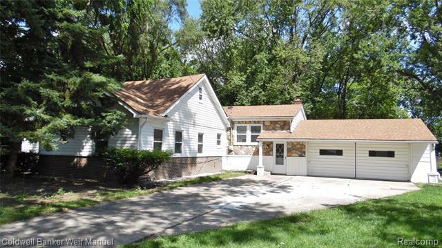 Property Photo: 19195 Eastwood Drive MI 48225