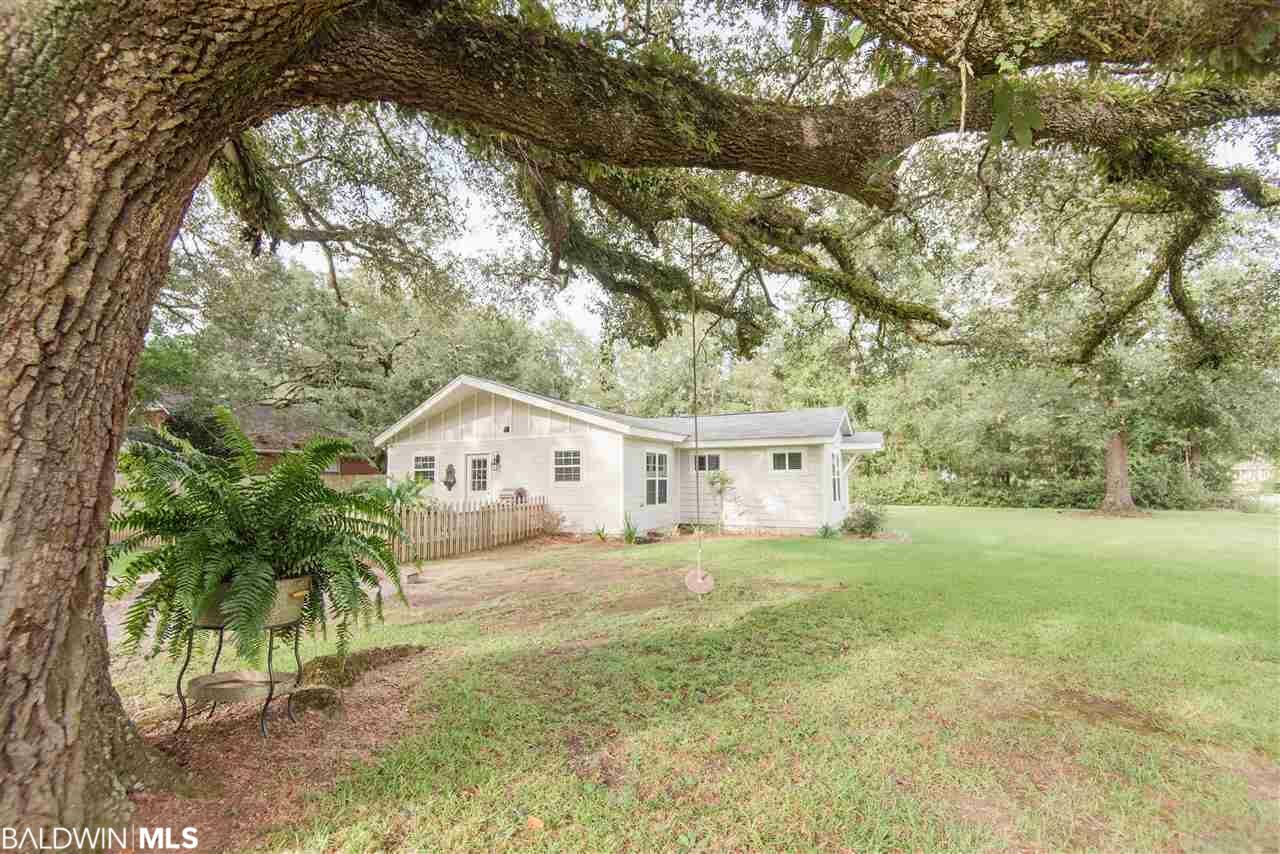 Property Photo:  500 N Armstrong Avenue  AL 36507 