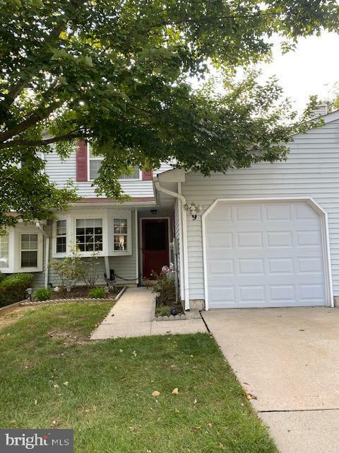 Property Photo: 9 Amherst Court NJ 08505