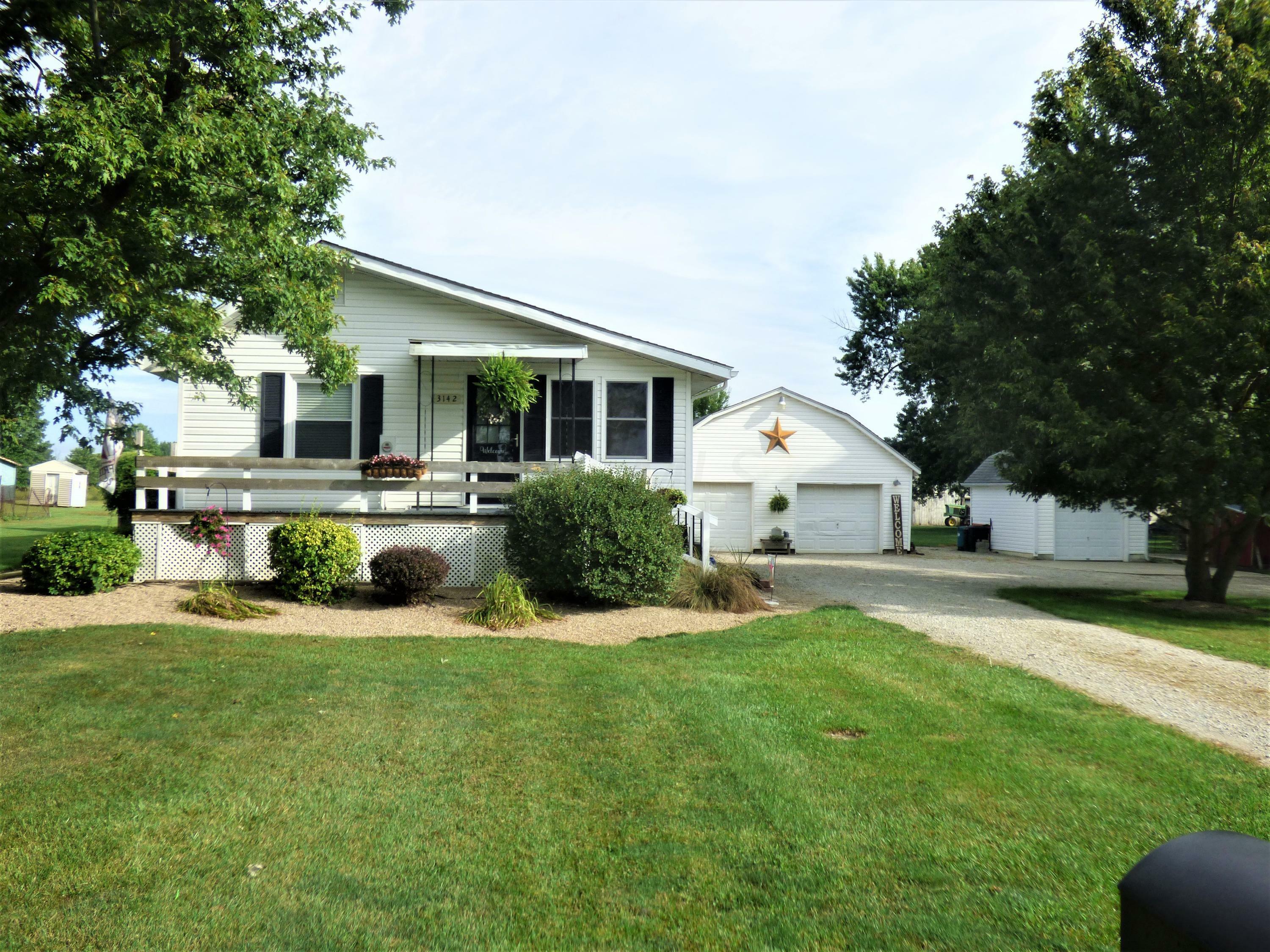 Property Photo: 3142 Harding W Highway OH 43302