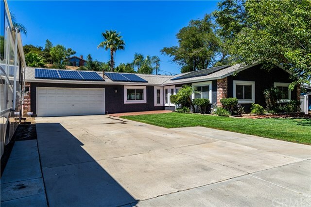 Property Photo:  33085 Victoria Brooke Lane  CA 92530 