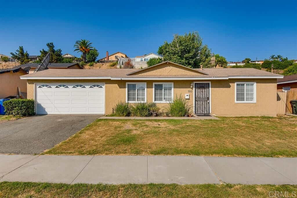Property Photo:  750 Worthington St  CA 91977 